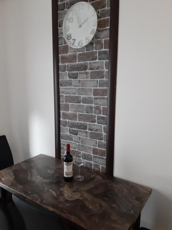 Anzujska Carolija Apartment